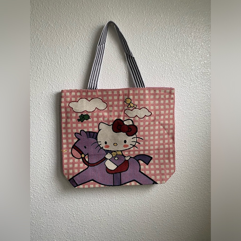 Pink hello kitty tote bag